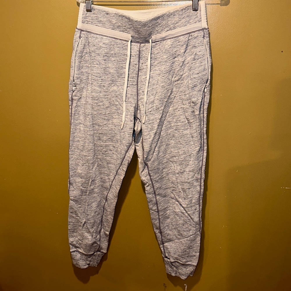 Lululemon joggers